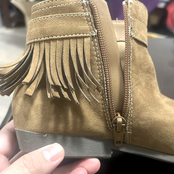 H&M KIDS Brown Fringed Ankle Boots Side Zipper Sueded Gold Star size US 1.5 - Picture 5 of 5